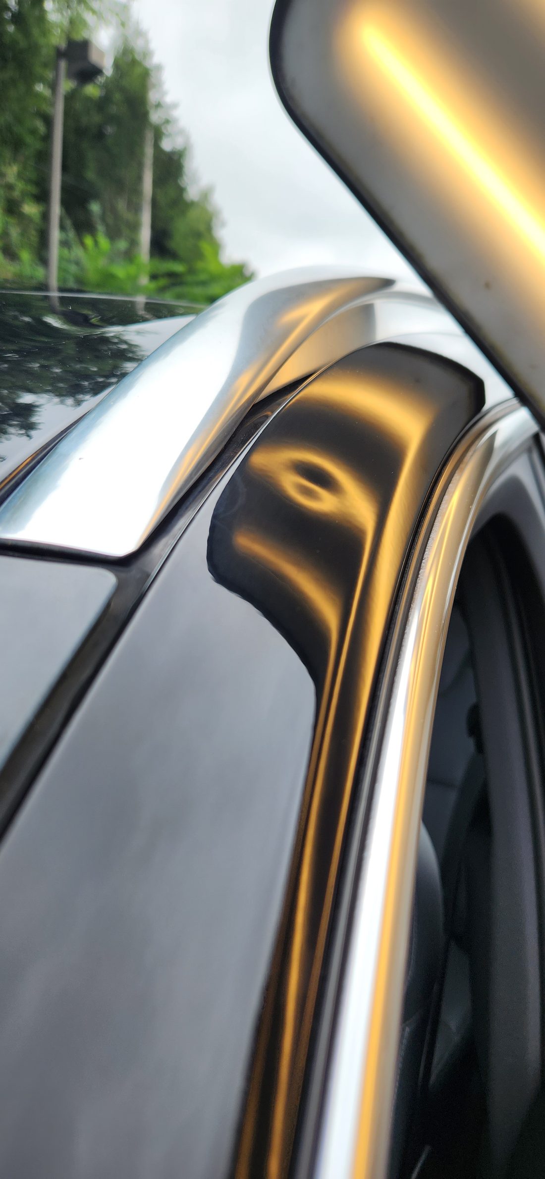 Dent before paintless dent repair - Flawless Dents (example 6)